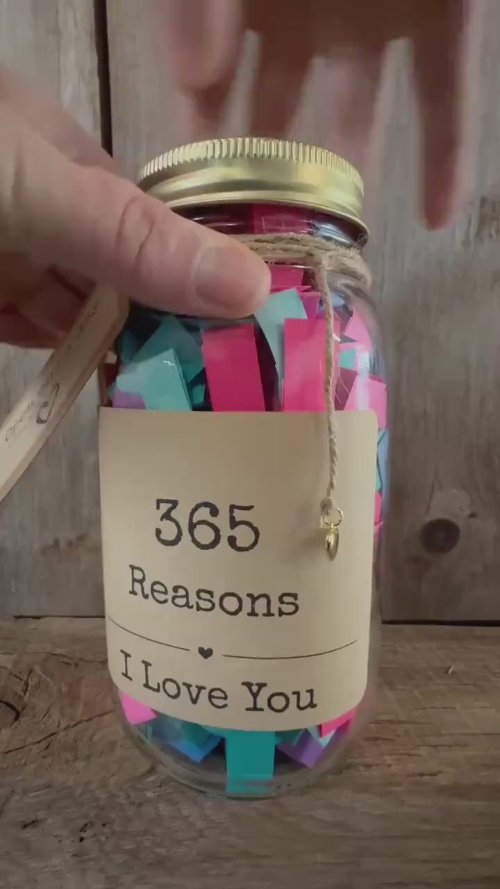 365 Reasons I Love You Jar – Universal Gift with Love Notes for partner